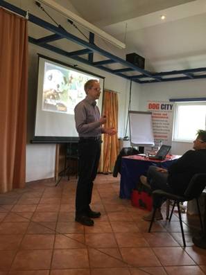 Welpenfrühförderung Foto 6.jpg